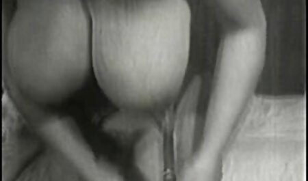 Biển lớn trên một khuôn sex gái trẻ nhật bản mặt xinh đẹp