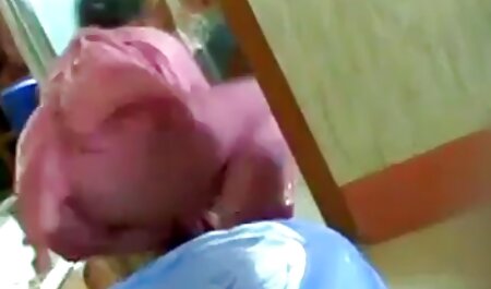 Billie lãng các chàng trai đến từ trò chơi sex gái đẹp nhật bằng cách mở tất cả các lỗ của họ