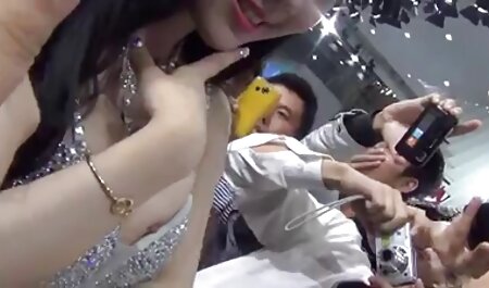 Studio Năm Mới với xxx gai xinh nhat ban đồ Thừa Gió và Zoey Nixon