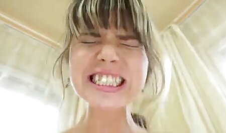 Alison, trong sex gai xinh nhat ban khong che nhà tắm
