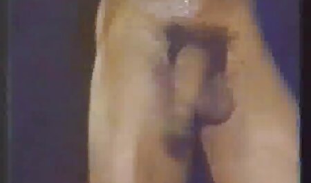 David Perry sex nhật gái xinh ở trên giường với gái Li
