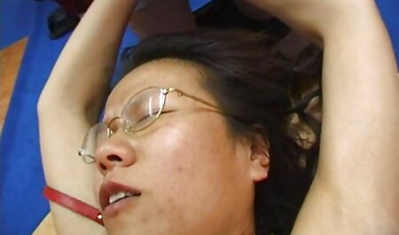 Dương vật trong miệng của một cô gái trẻ, nhưng có khả năng gai xinh nhat ban sex